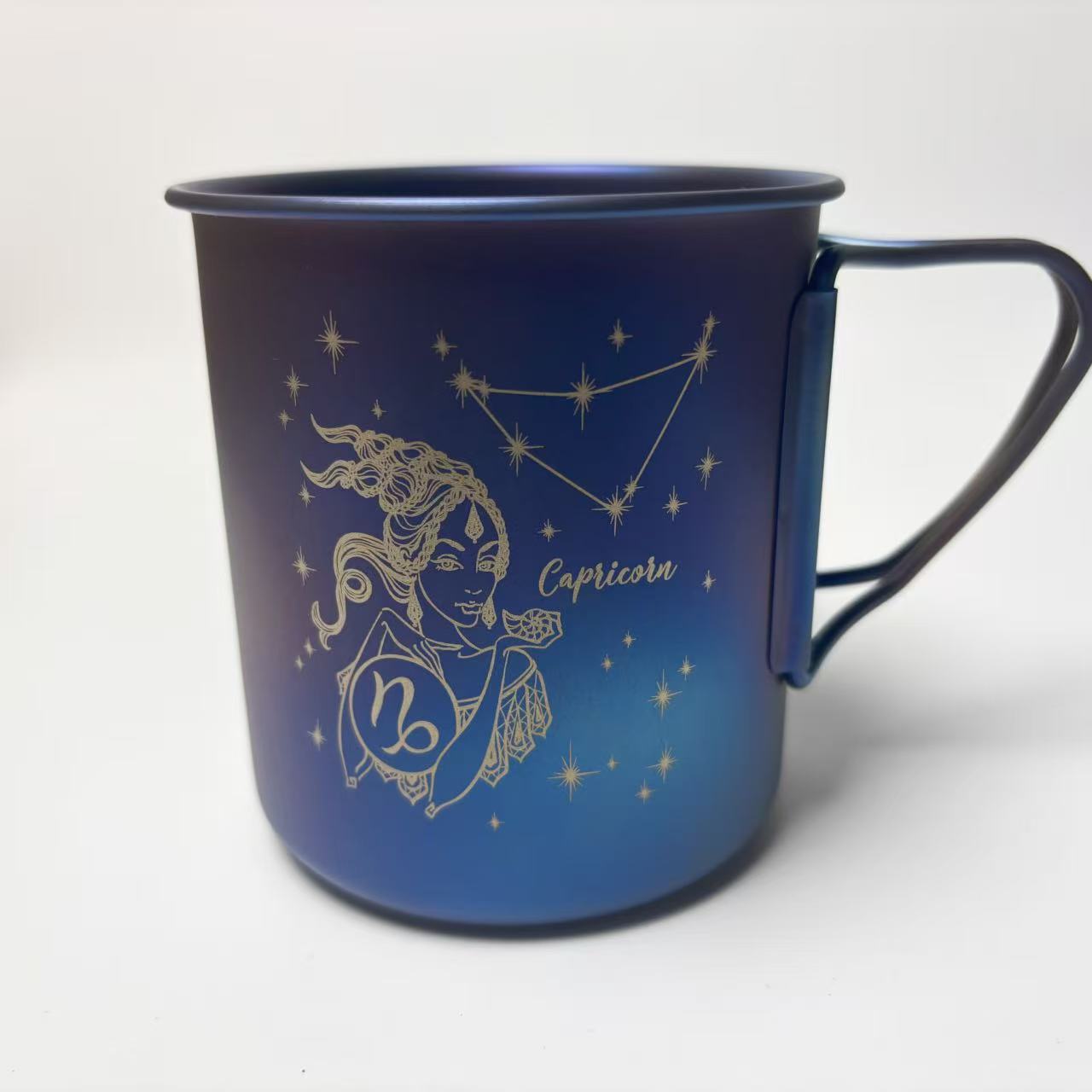 EtchStudio 450ml Pure Titanium Camping Mug | Handmade Flame-Blue Zodiac Engraved Cup with Lid